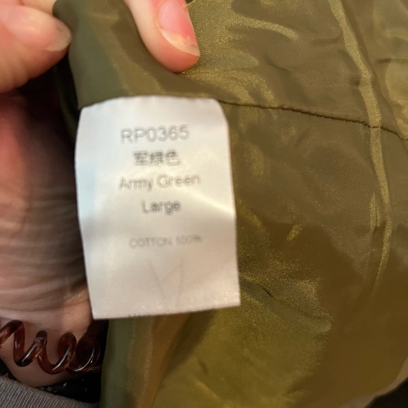 Army green brand new medium weight coat size Large - Picture 4 of 6